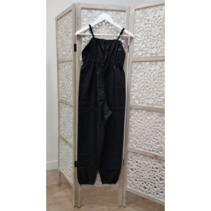 SkinAdel Jumpsuit - Plastic | Intermezzo